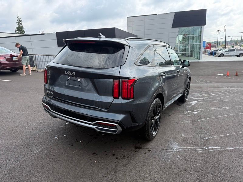 Used 2023 Kia Sorento SUV