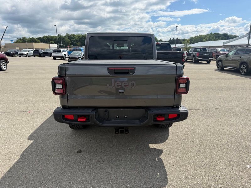 Used 2025 Jeep Gladiator Truck