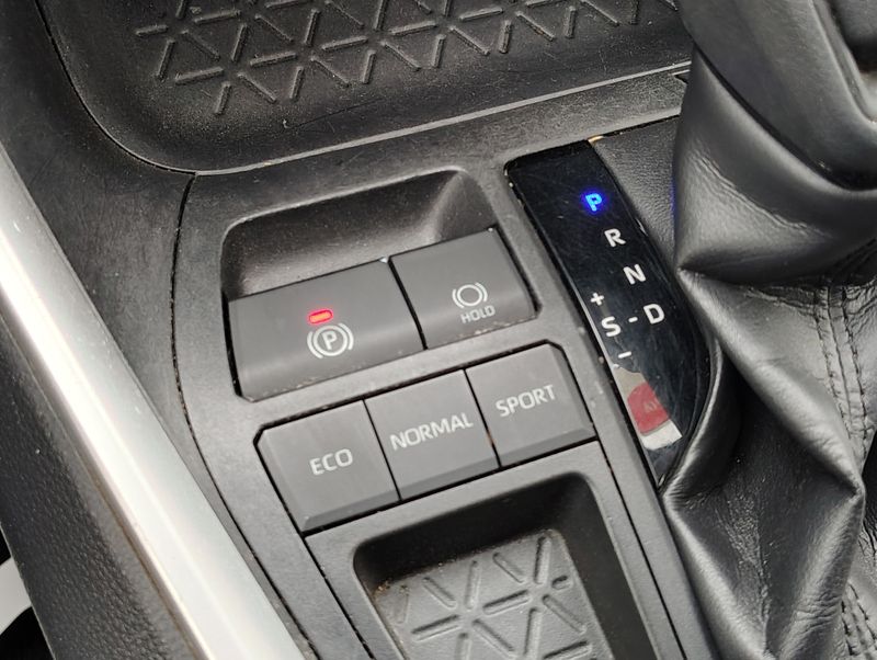 Used 2019 Toyota RAV4 SUV