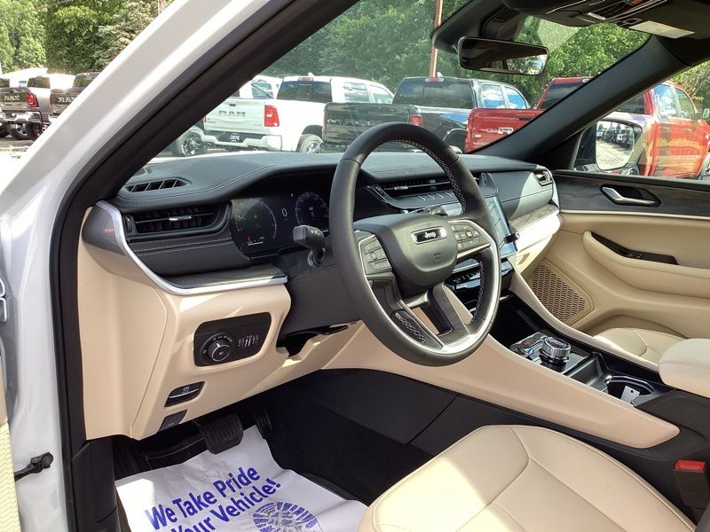 New 2026 Jeep Grand Cherokee SUV