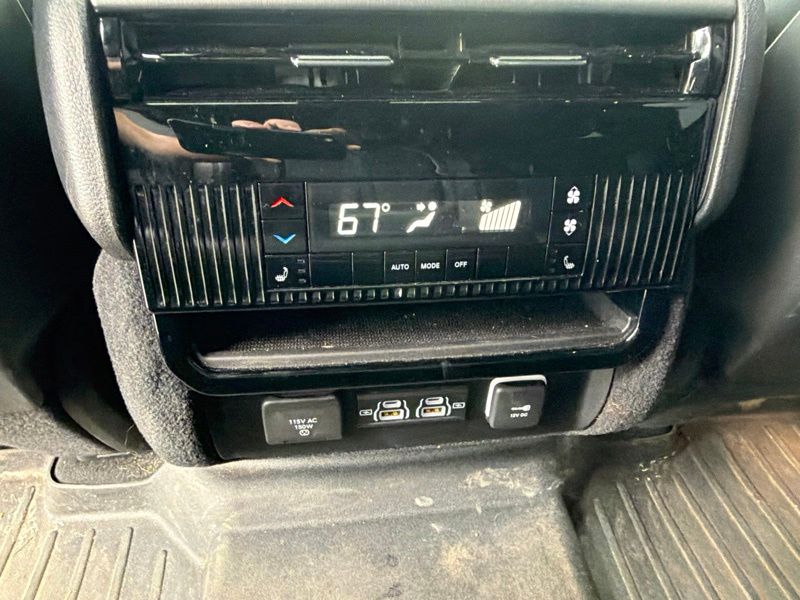 Used 2023 Jeep Wagoneer L SUV