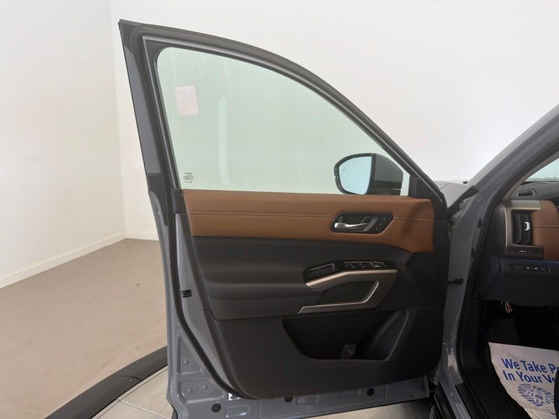 Used 2023 Nissan Pathfinder SUV