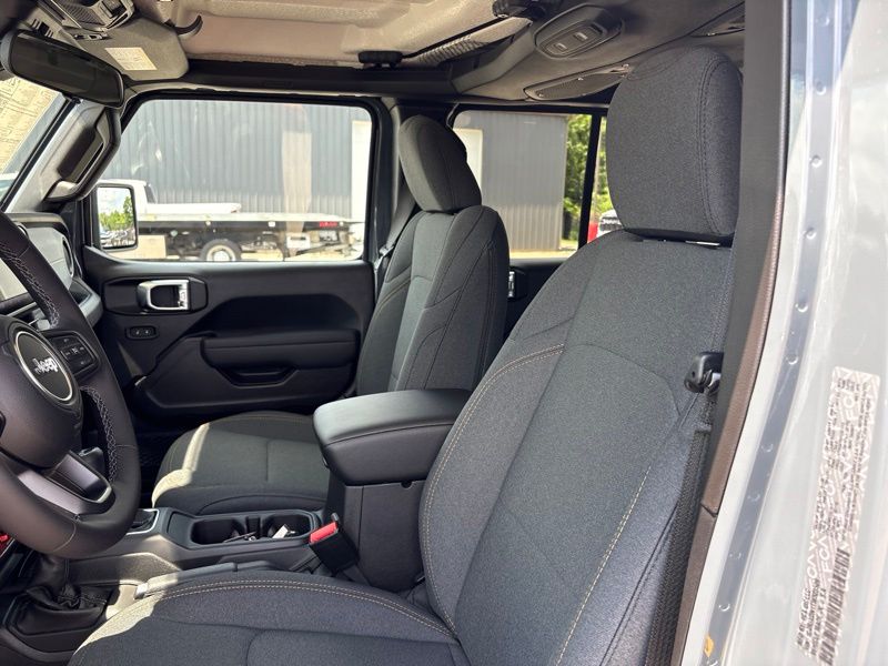 New 2026 Jeep Wrangler SUV
