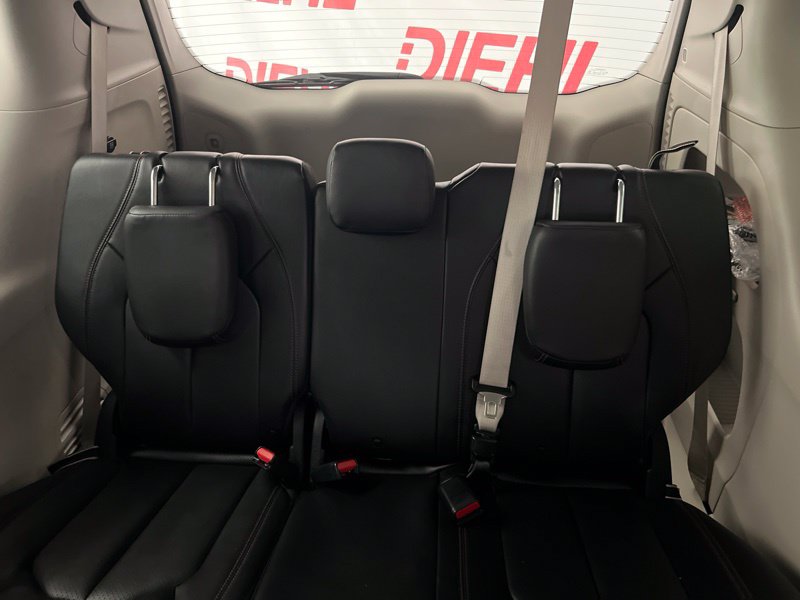 Used 2019 Chrysler Pacifica Van