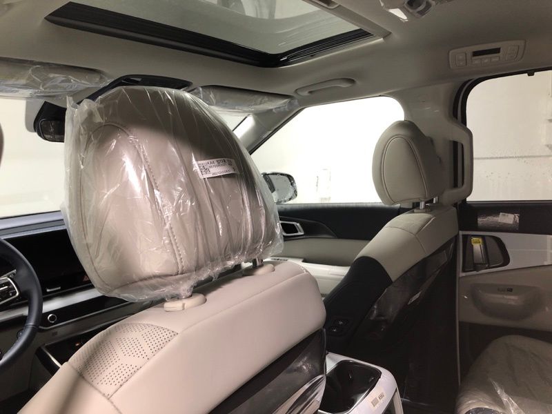 New 2026 Kia Carnival MPV Van