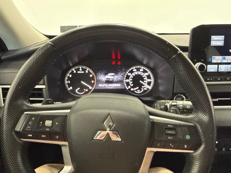 Used 2024 Mitsubishi Outlander SUV
