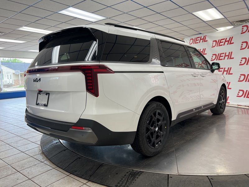 New 2026 Kia Carnival MPV Van