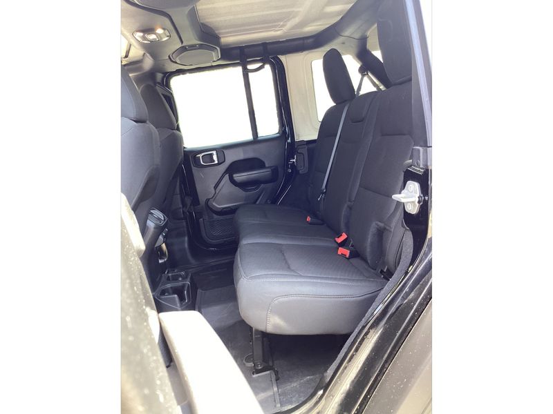 Used 2023 Jeep Wrangler SUV