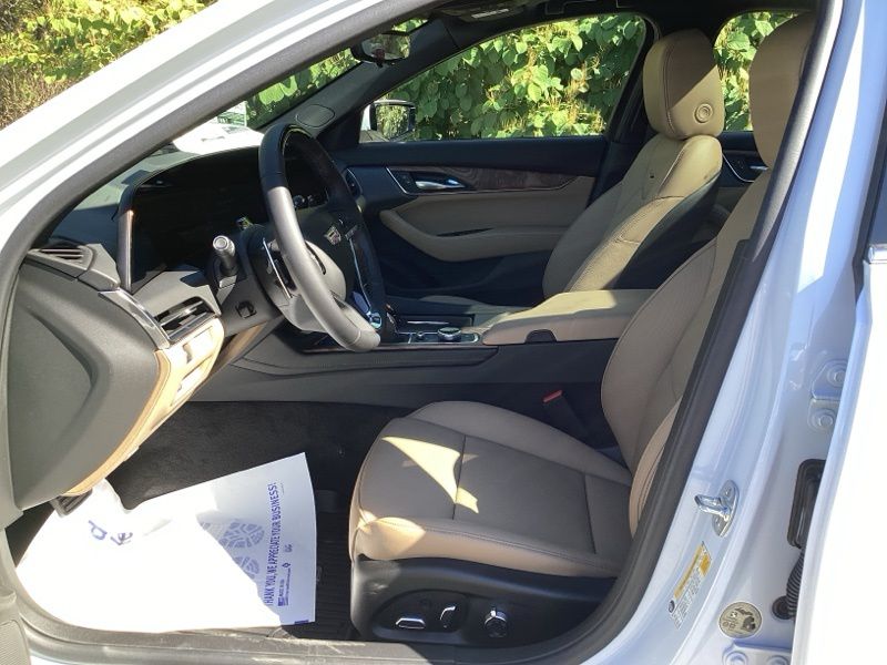 New 2026 Cadillac CT5 Sedan