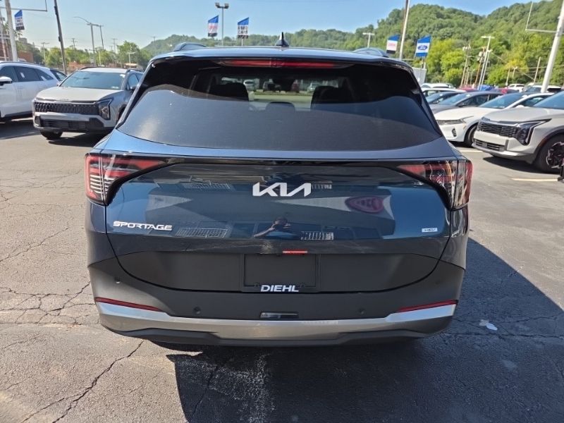 New 2027 Kia Sportage Hybrid SUV
