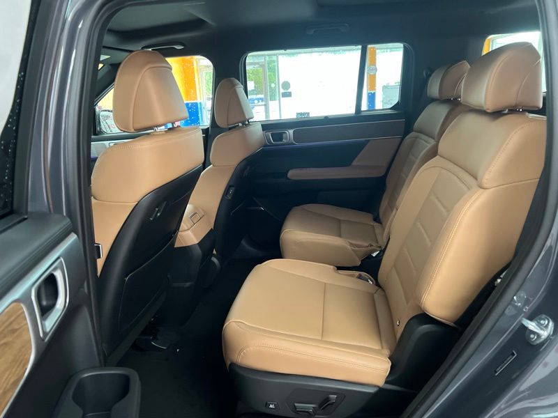 New 2027 Hyundai Santa Fe SUV