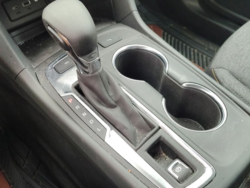 Used 2022 Chevrolet Equinox SUV