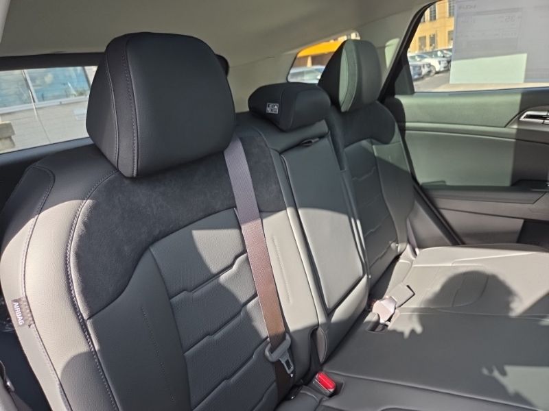 New 2026 Kia Sportage Hybrid SUV
