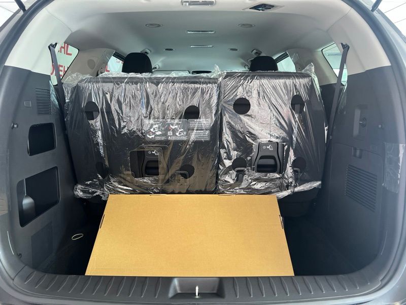 New 2027 Kia Carnival MPV Van