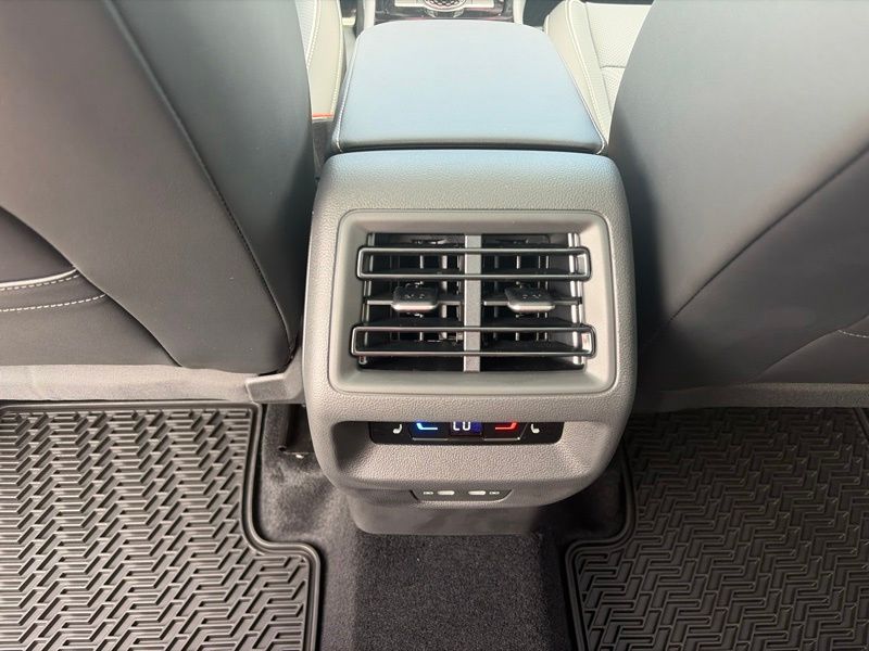 New 2026 Volkswagen Tiguan SUV