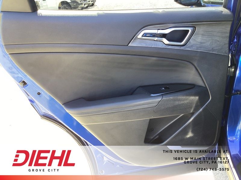 Used 2025 Kia Sportage SUV