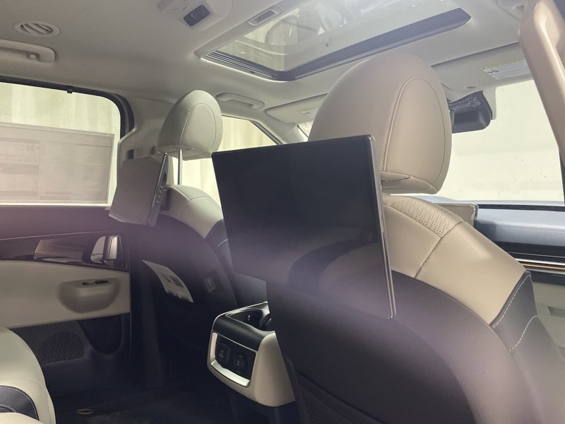 New 2026 Kia Carnival MPV Hybrid Van