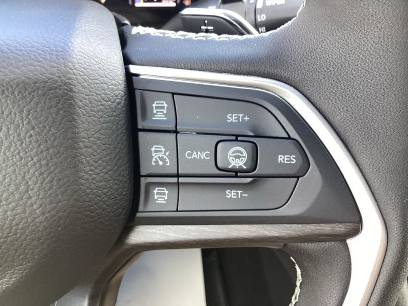 New 2026 Jeep Grand Cherokee L SUV