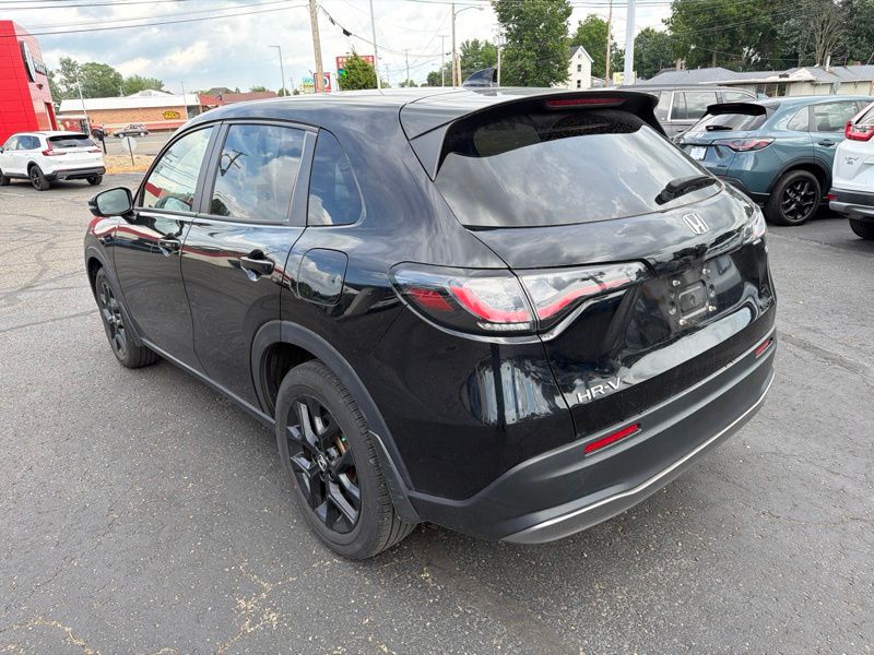 Used 2025 Honda HR-V SUV