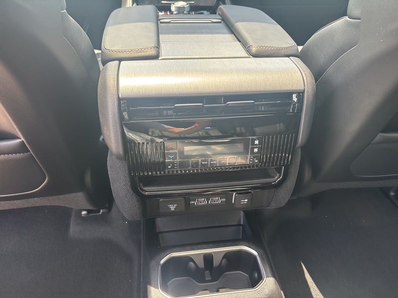 New 2026 Jeep Grand Wagoneer SUV