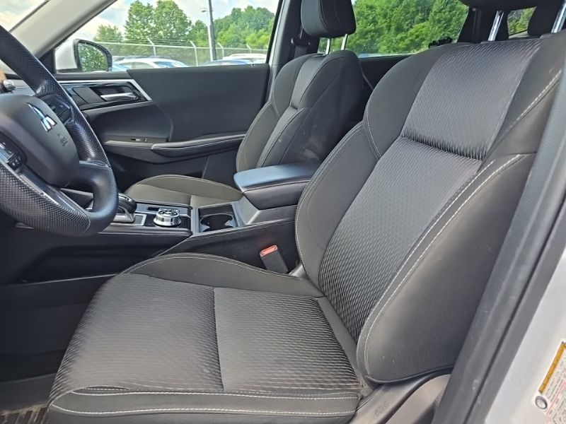 Used 2023 Mitsubishi Outlander SUV
