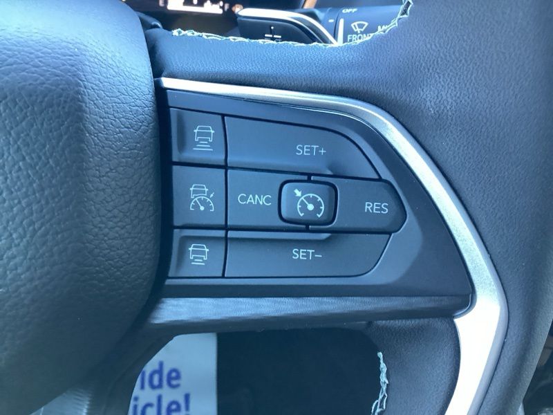 New 2025 Jeep Grand Cherokee SUV