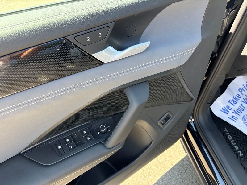 New 2026 Volkswagen Tiguan SUV