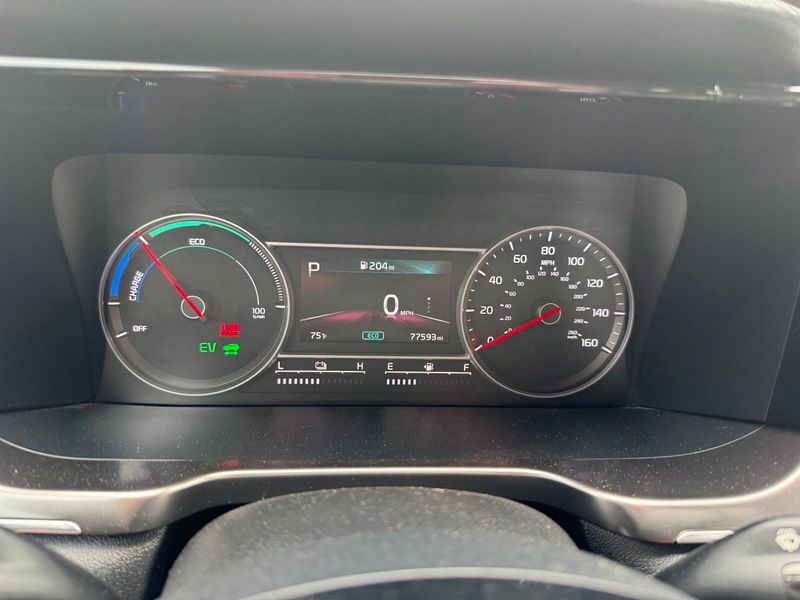 Used 2023 Kia Sorento Hybrid SUV
