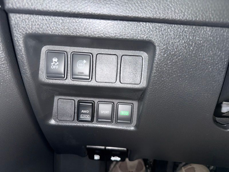 Used 2017 Nissan Rogue SUV