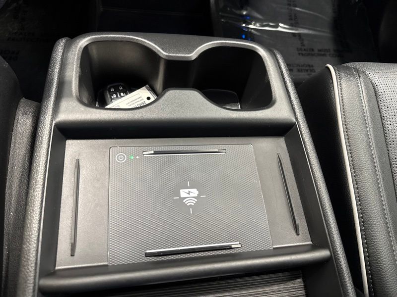 Used 2025 Honda Odyssey Van