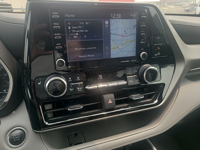 Used 2021 Toyota Highlander SUV