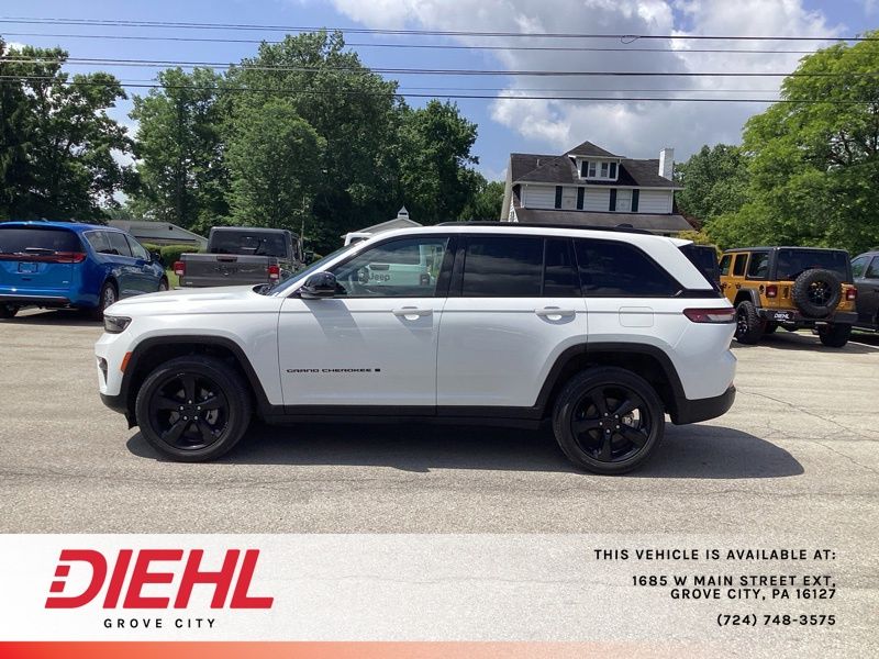 Used 2023 Jeep Grand Cherokee SUV