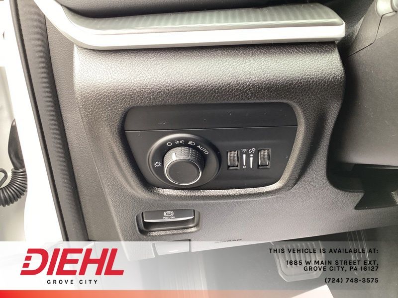 Used 2023 Jeep Grand Cherokee SUV