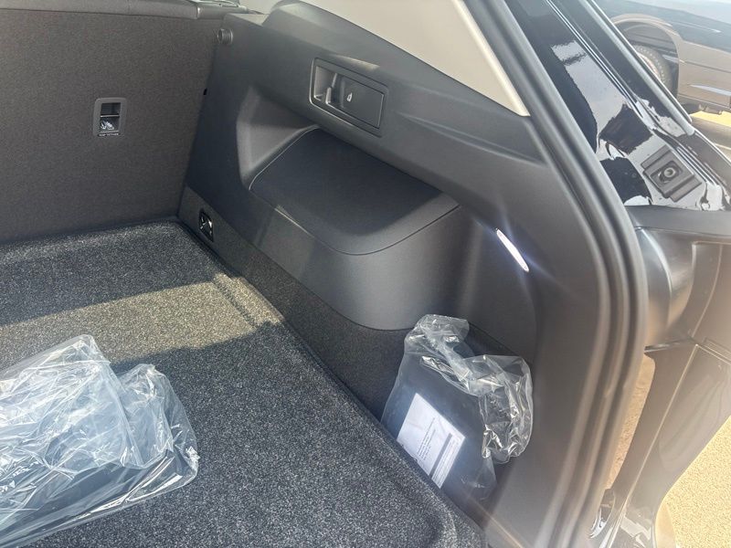 New 2026 Volkswagen Tiguan SUV