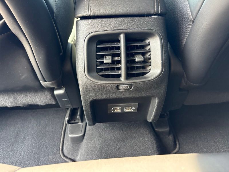 Used 2021 Jeep Cherokee SUV