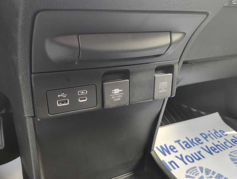 Used 2025 Honda Odyssey Van