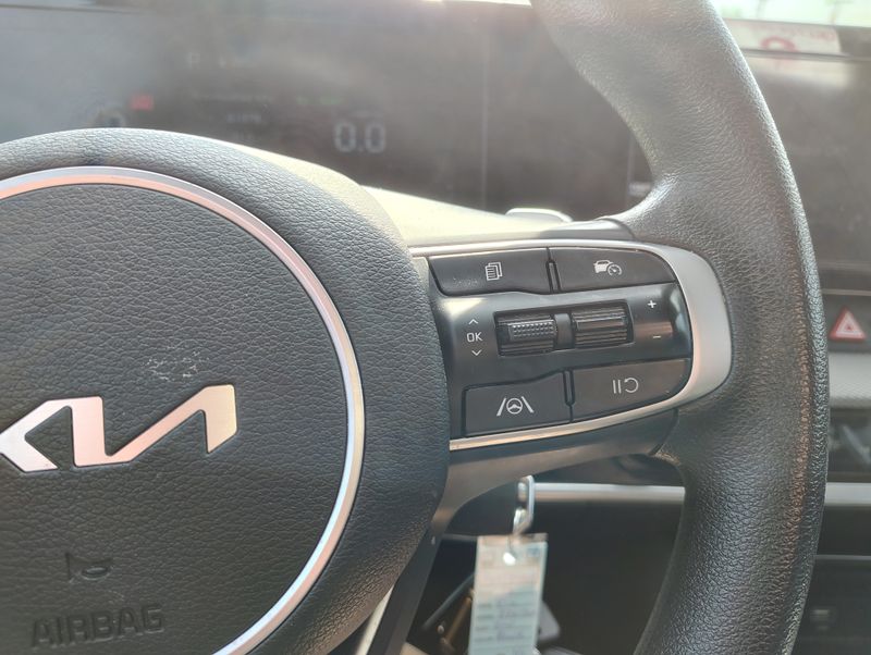 Used 2023 Kia Sportage Hybrid SUV