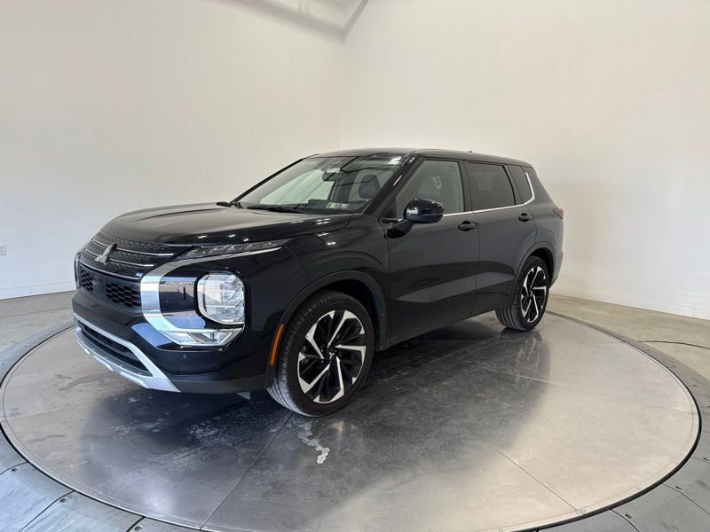 Used 2024 Mitsubishi Outlander SUV