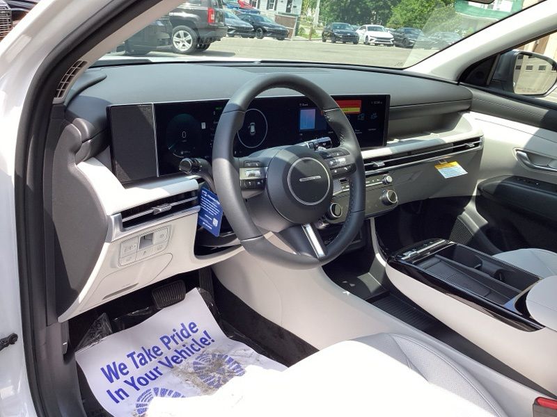 New 2026 Hyundai Tucson Hybrid SUV