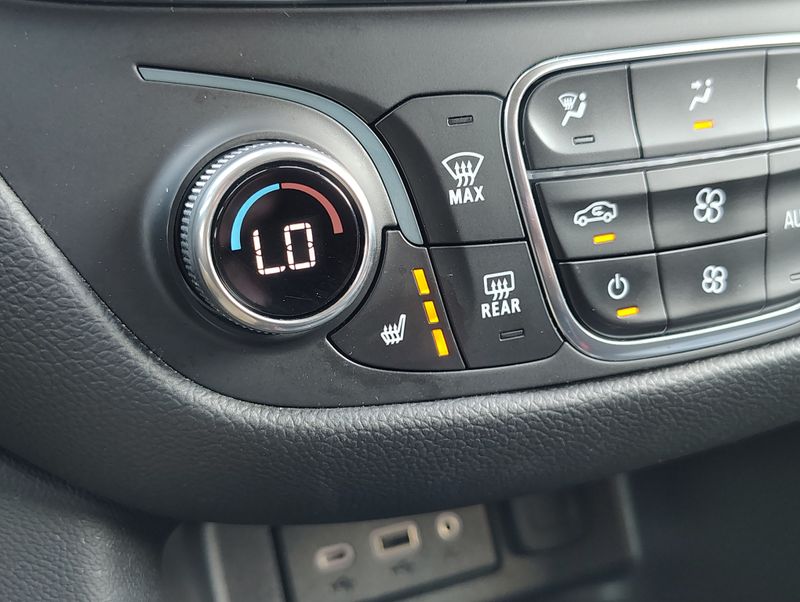 Used 2024 Chevrolet Equinox SUV
