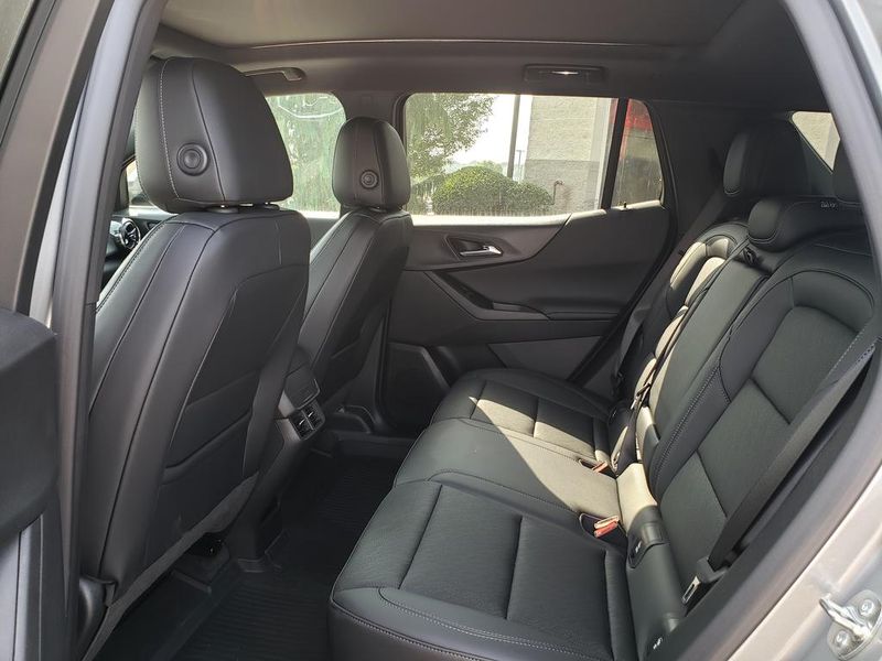 New 2026 Chevrolet Equinox SUV