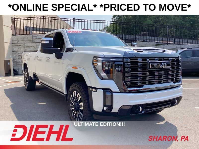 2024 GMC Sierra 3500HD Denali Ultimate Crew Cab 4WD