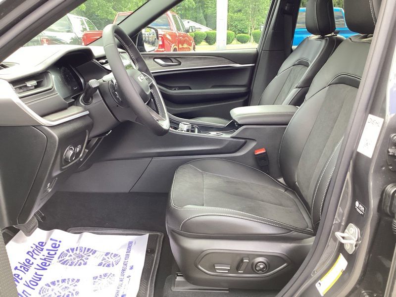 New 2026 Jeep Grand Cherokee SUV