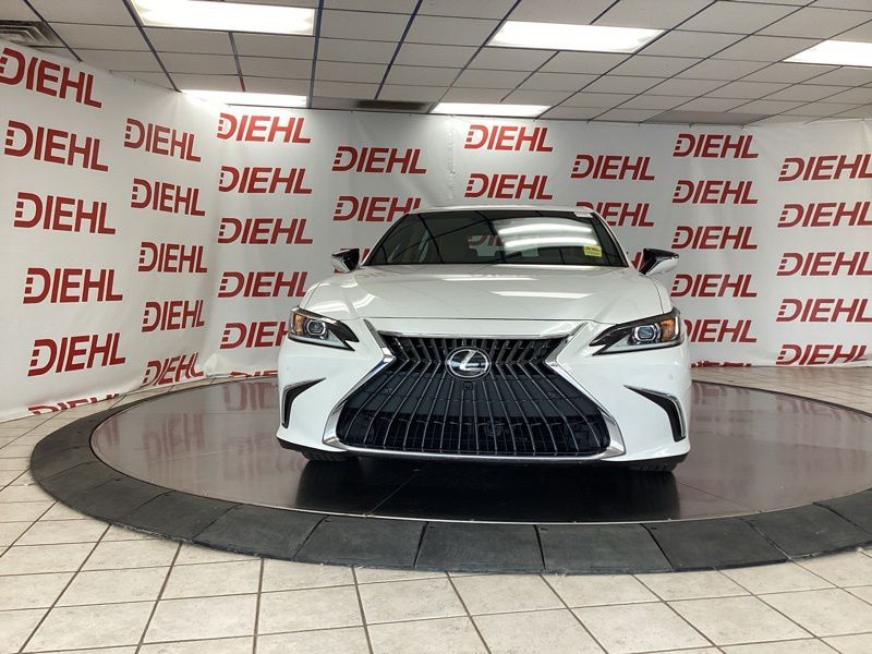 Used 2024 Lexus ES Sedan