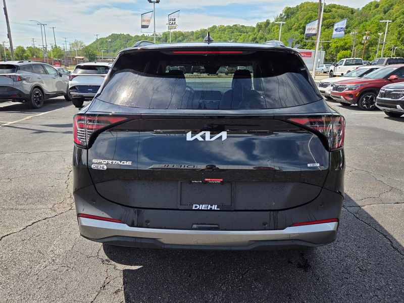 New 2026 Kia Sportage Hybrid SUV