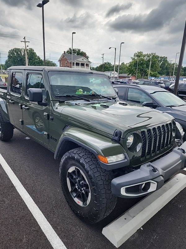 Used 2022 Jeep Gladiator Truck