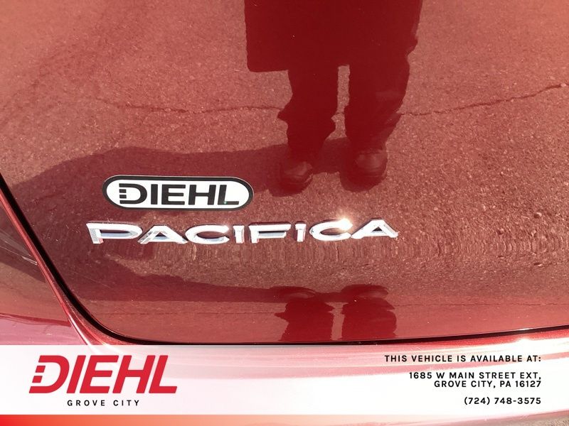 Used 2019 Chrysler Pacifica Van