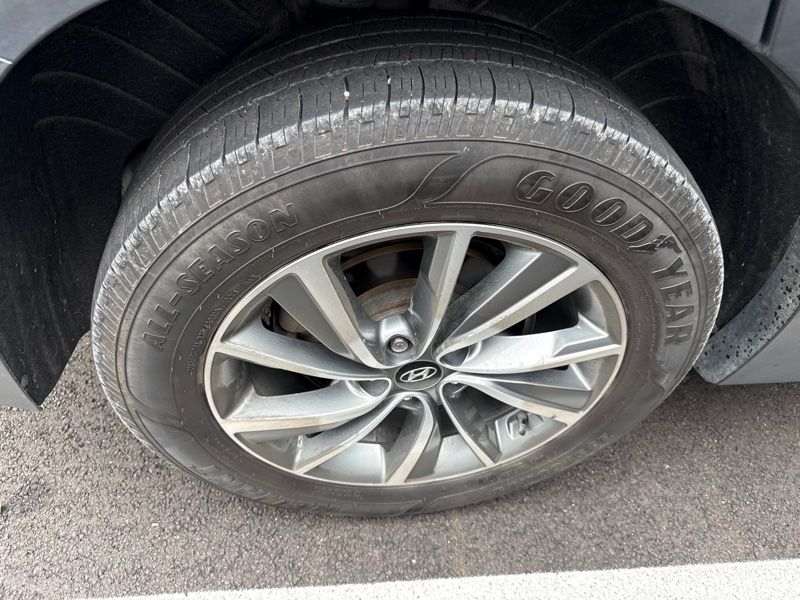 Used 2019 Hyundai Santa Fe SUV