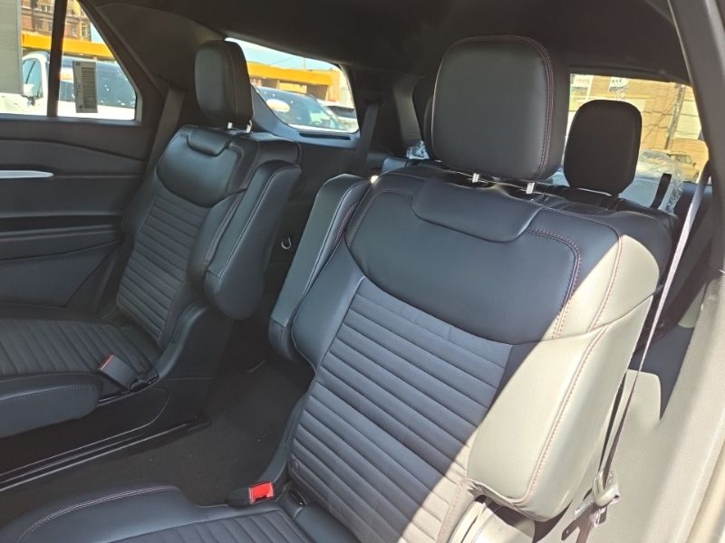 New 2026 Ford Explorer SUV