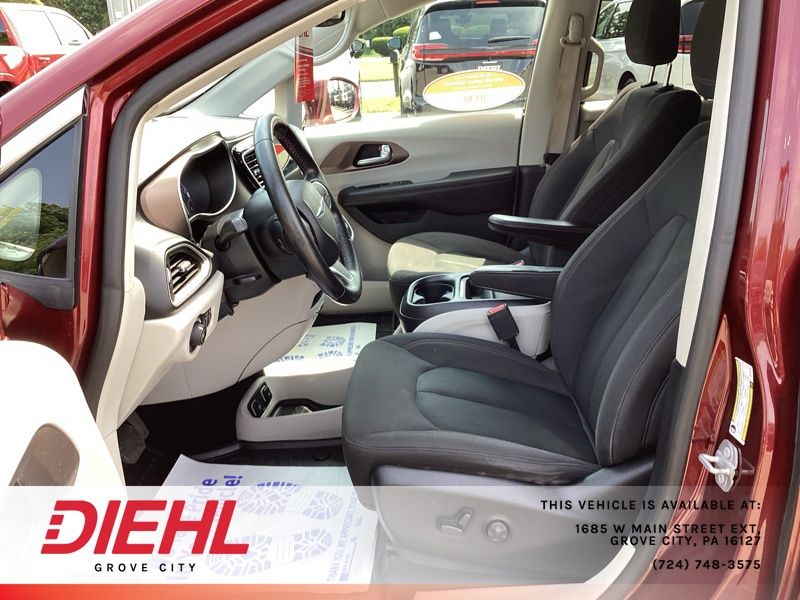 Used 2019 Chrysler Pacifica Van